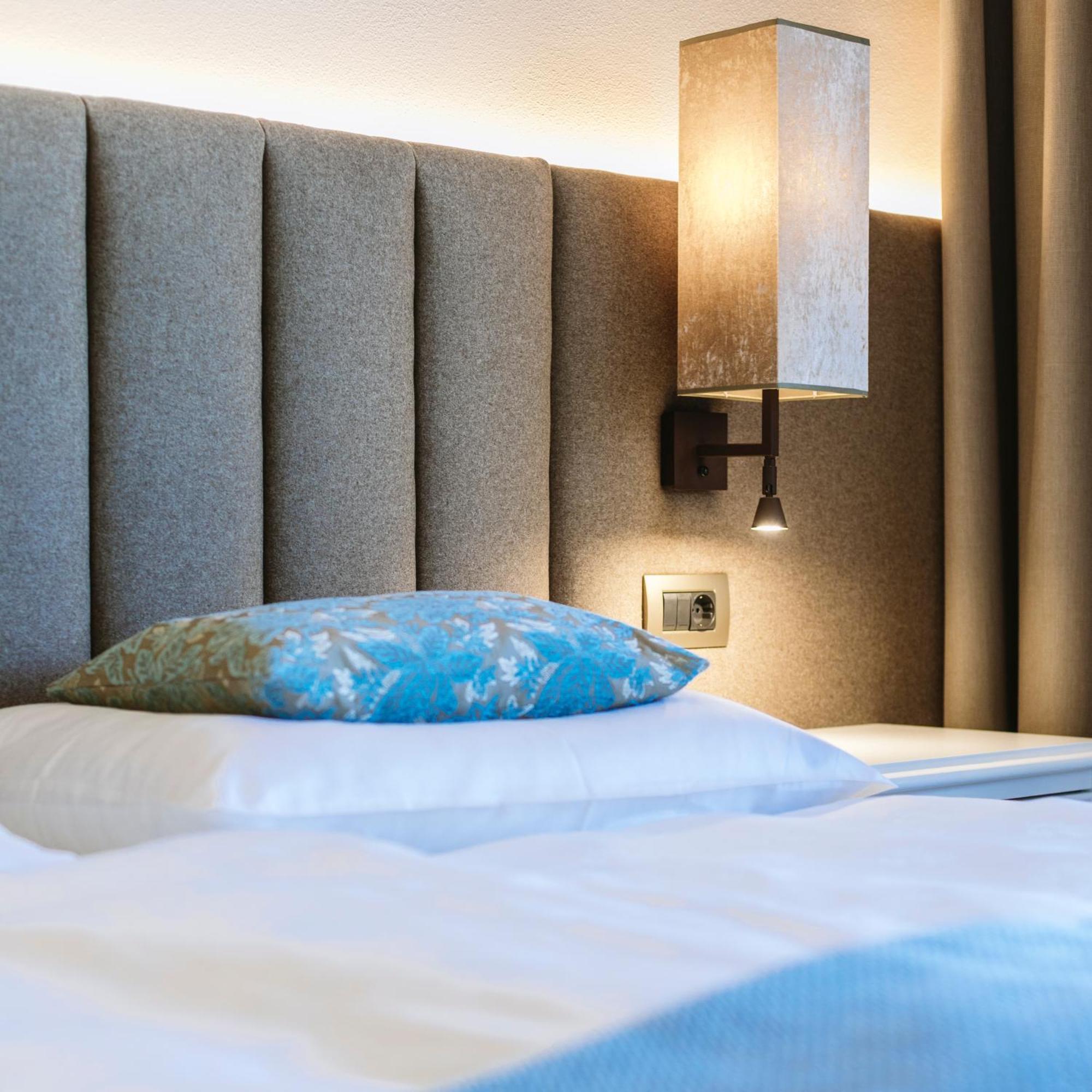Hotel Pienzenau Am Schlosspark Merano Kültér fotó