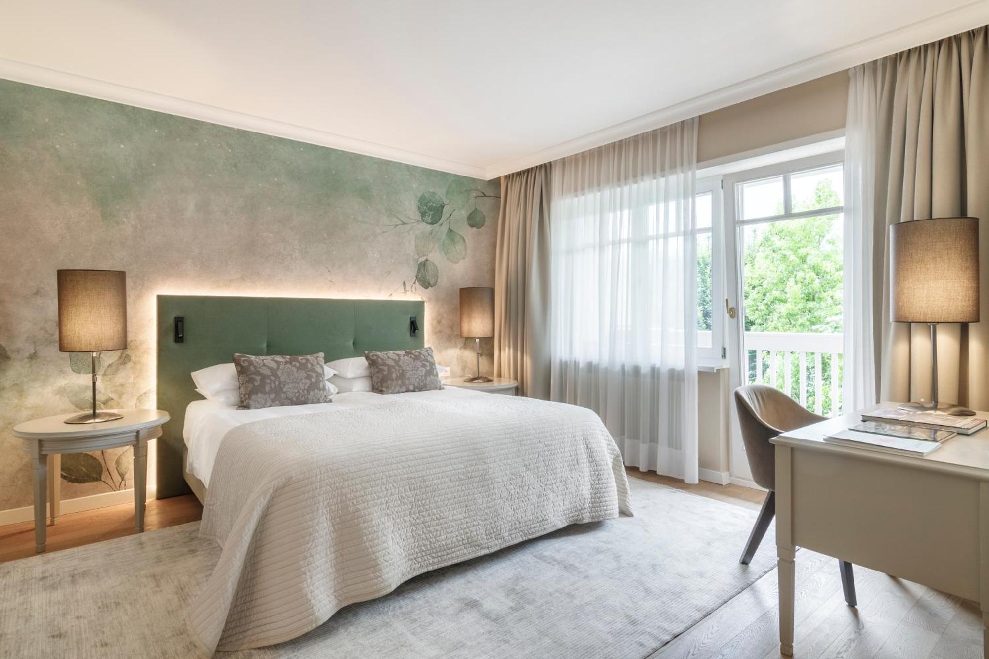 Hotel Pienzenau Am Schlosspark Merano Kültér fotó