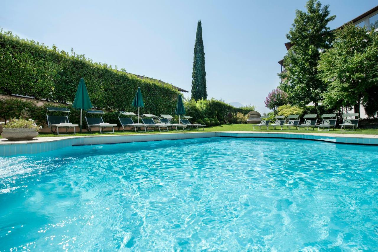 Hotel Pienzenau Am Schlosspark Merano Kültér fotó